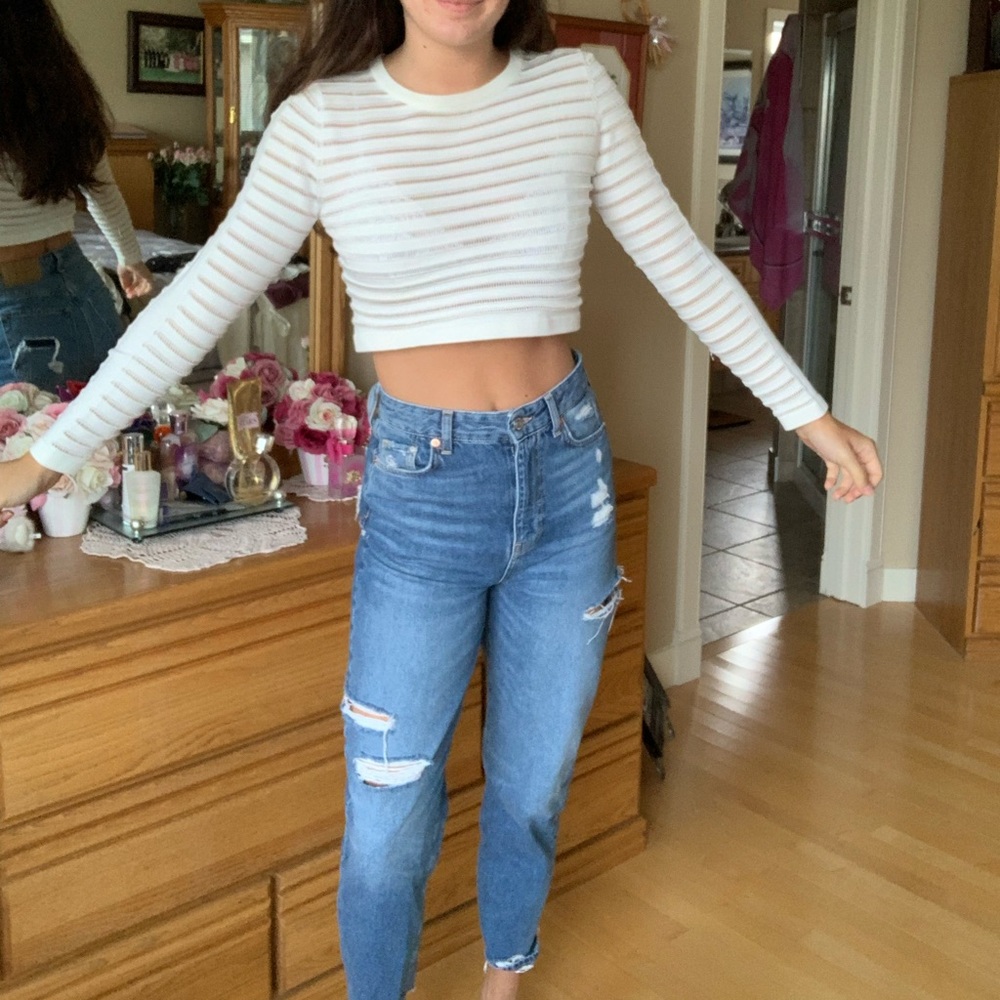 Forever 21 long sleeve half top (M)